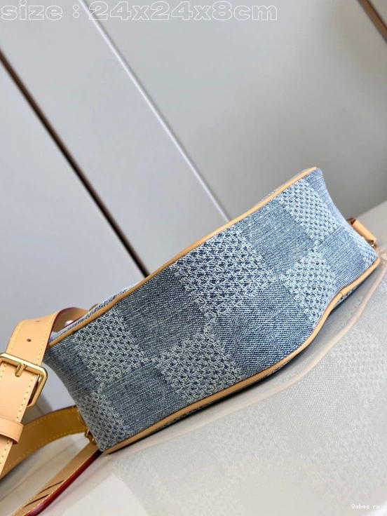 Messenger-24*24*8CM Chess VUITTON LOUIS 0712